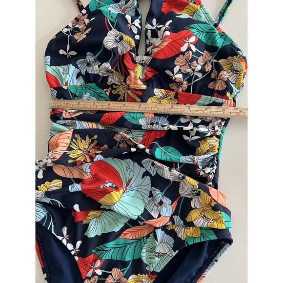 Ellen Tracy Keyhole High Neck One Piece Swimsuit Tropical Floral Size 6 Ruching - Picture 10 of 16